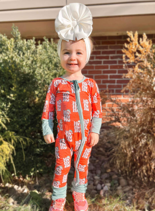 Leopard ho ho ho bamboo zip sleeper 220 GSM