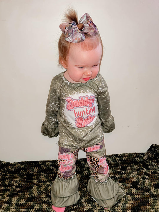 Daddy’s hunting babe set