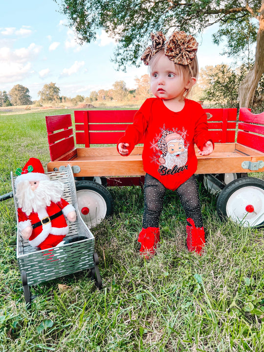 Red santa believe leo