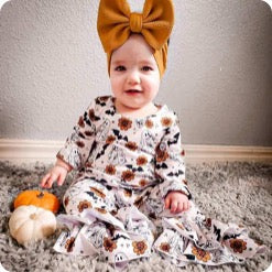 Spooky bats ruffle romper