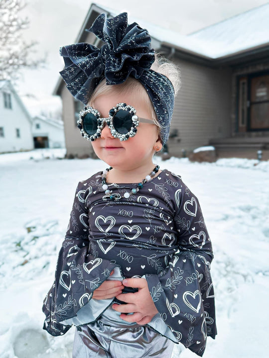 Black Hearts Bell leo