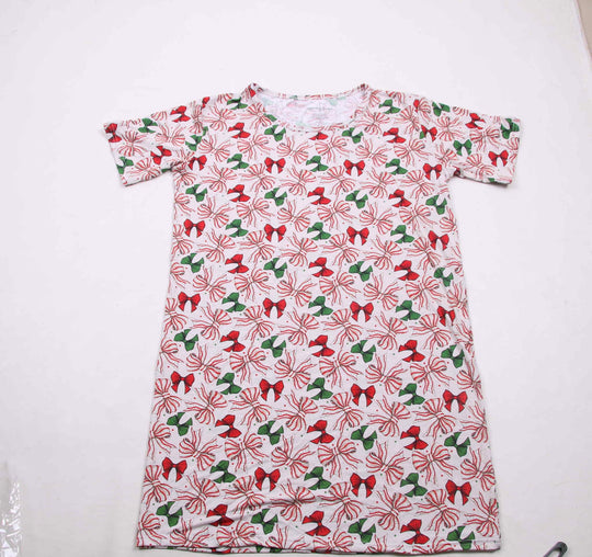 Christmas cakes Bamboo Mom gown