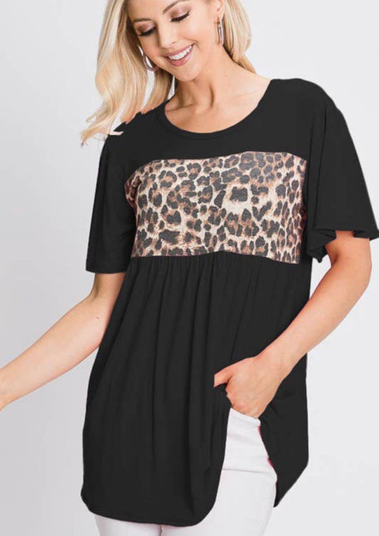 Mommy leopard and black top