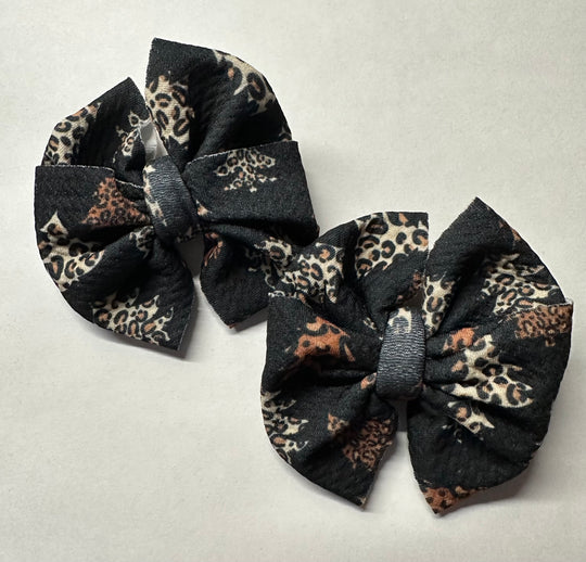 Leopard trees messy piggies