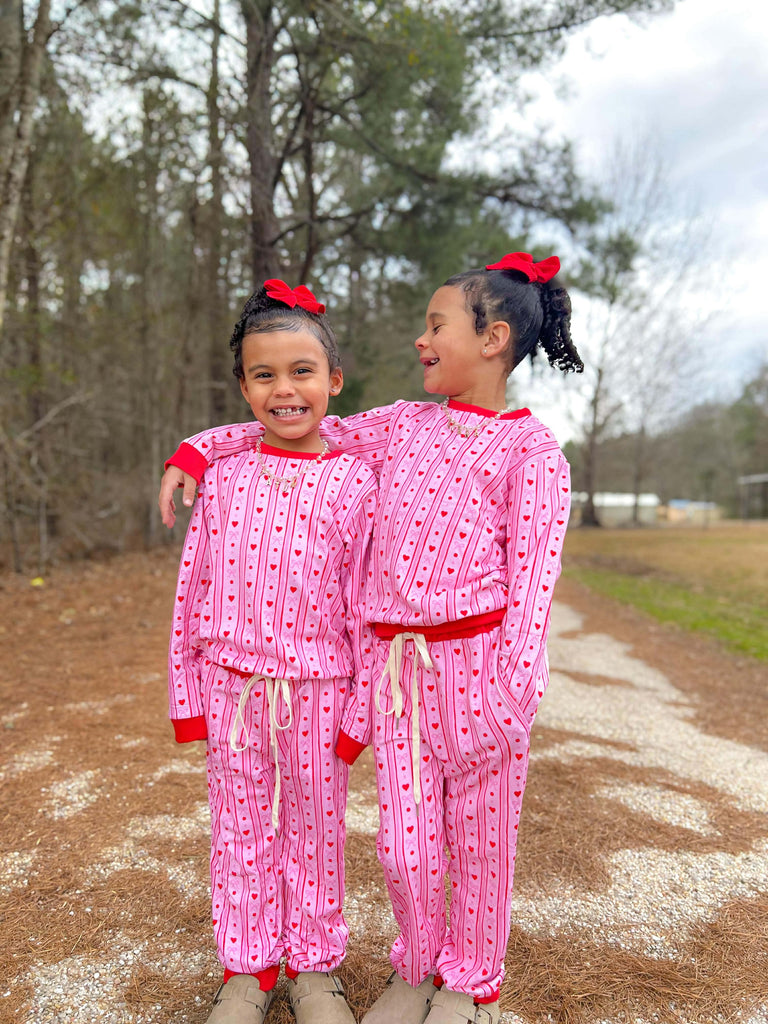 French terry bows and hearts jogger set
