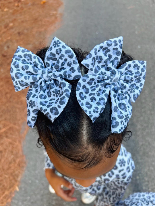 Snowflake leopard sailor piggies