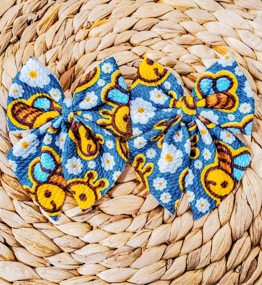 Bee floral sailor piggies