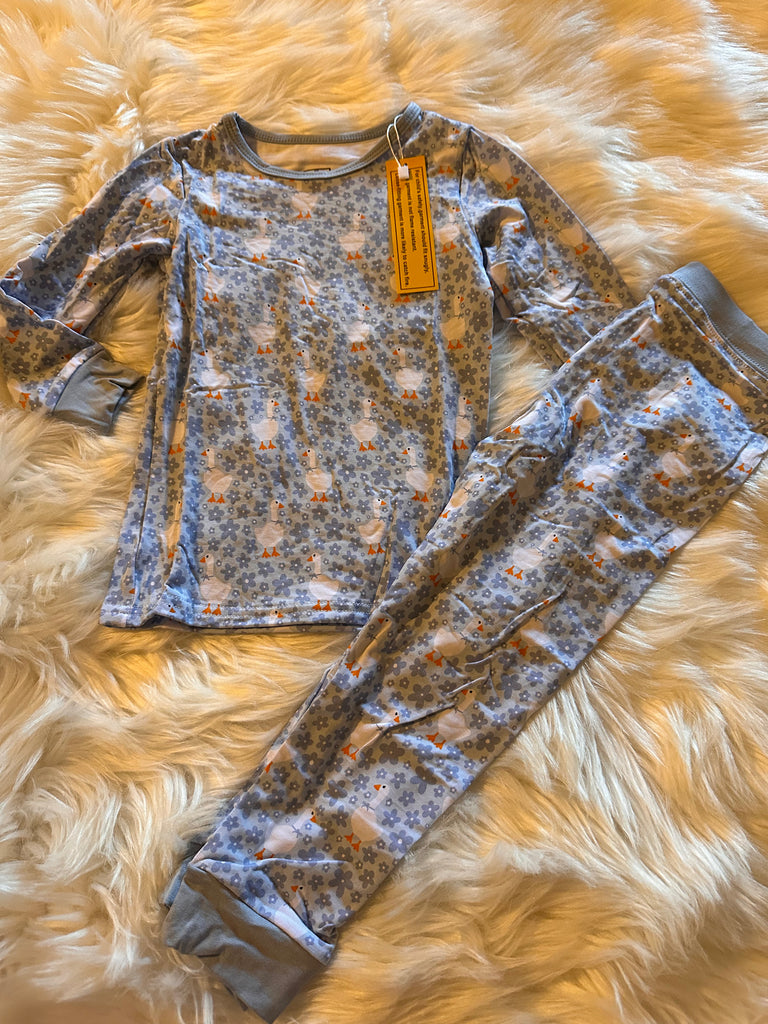 Goose floral two piece bamboo 3T