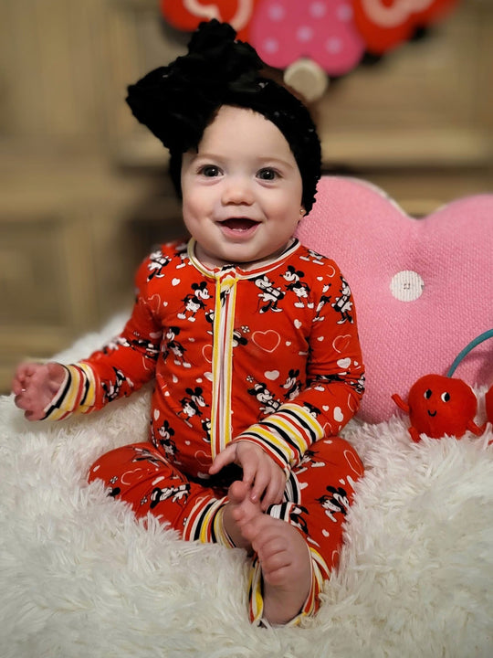 Steamboat Willie bamboo zip sleeper 220 GSM- TRUE TO SIZE