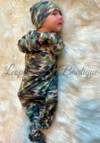 Camo knotted gown and hat set