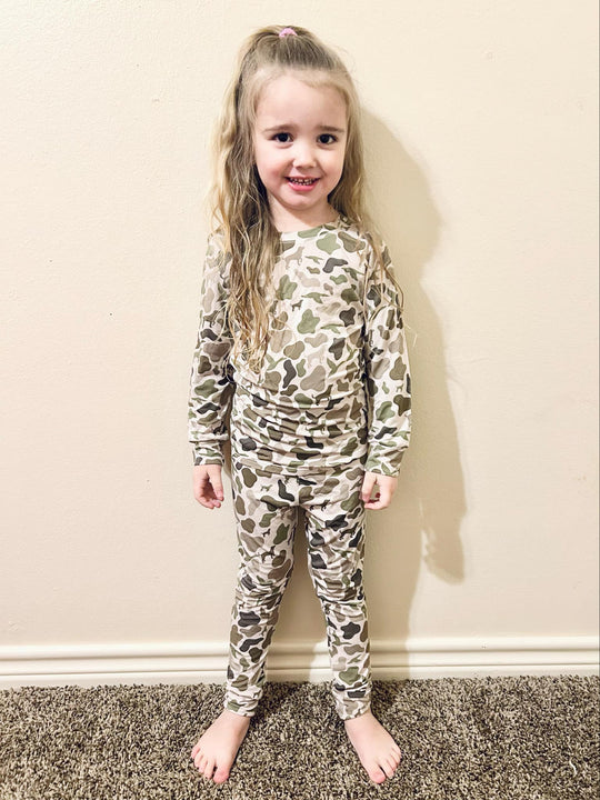 Duck camo TWO PIECE- 220 GSM- TRUE TO SIZEc