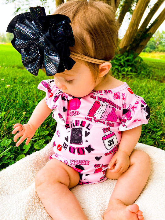 Pink spooky October leo