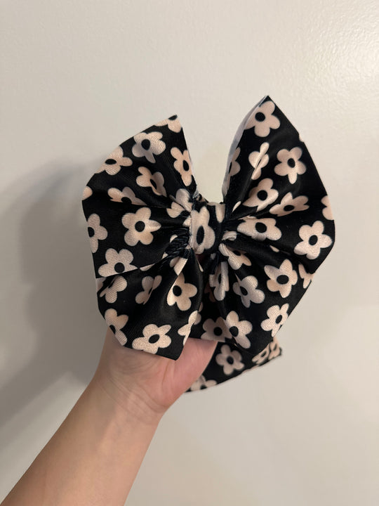 Black and cream floral velvet messy wrap
