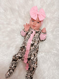 NEWBORN Cowhide with pink ruffle Set