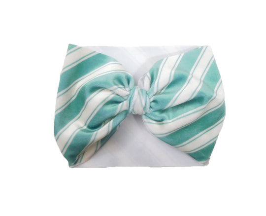 Green and white velvet bow