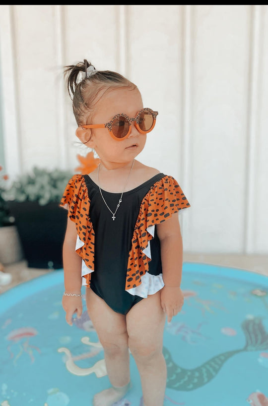 Leopard Ruffle swimsuit