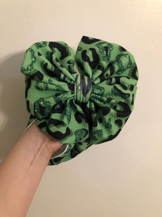 Green leopard messy wrap