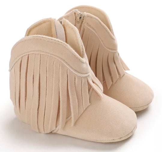 Infant fringe hot sale boots