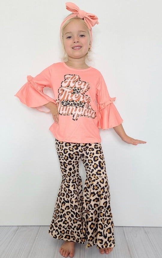 Clover Cottage Hey there pumpkin Set